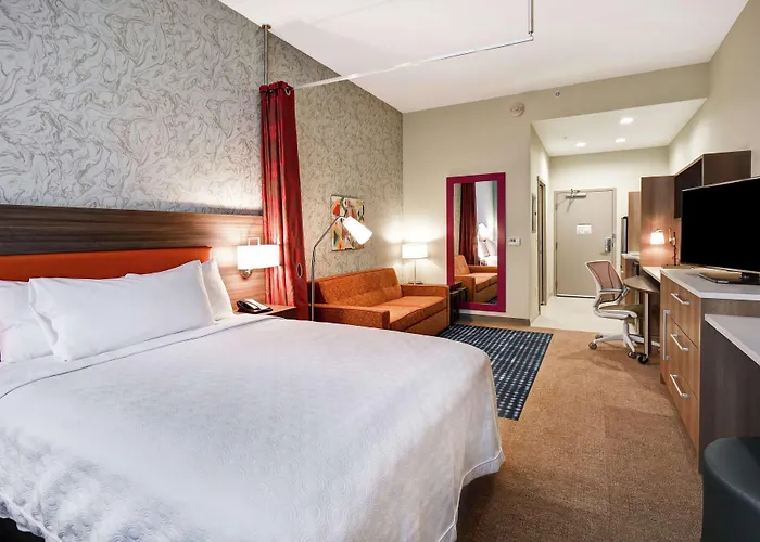 Home2 By Hilton Downtown Hotel 3*
